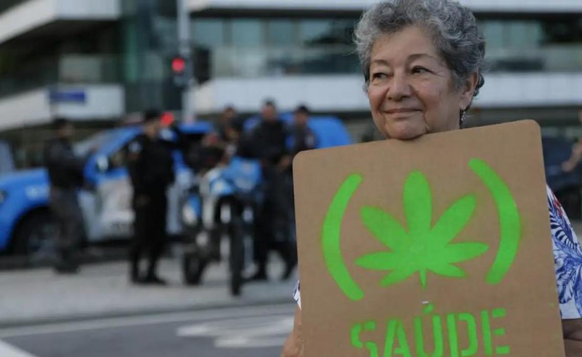 Anvisa fará consulta pública para atualizar regulamentação sobre uso de cannabis