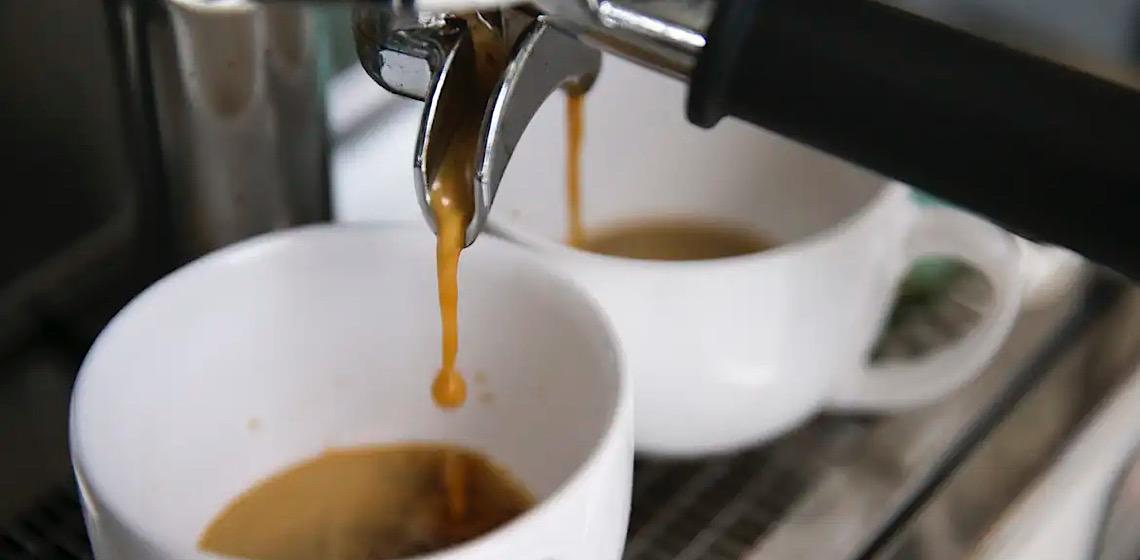 Café já fica atrás das grades em supermercados de São Paulo