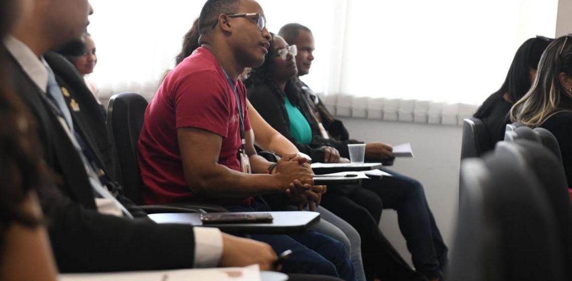 Centro Educacional 04 do Guará recebe primeiro curso de letramento racial na rede pública