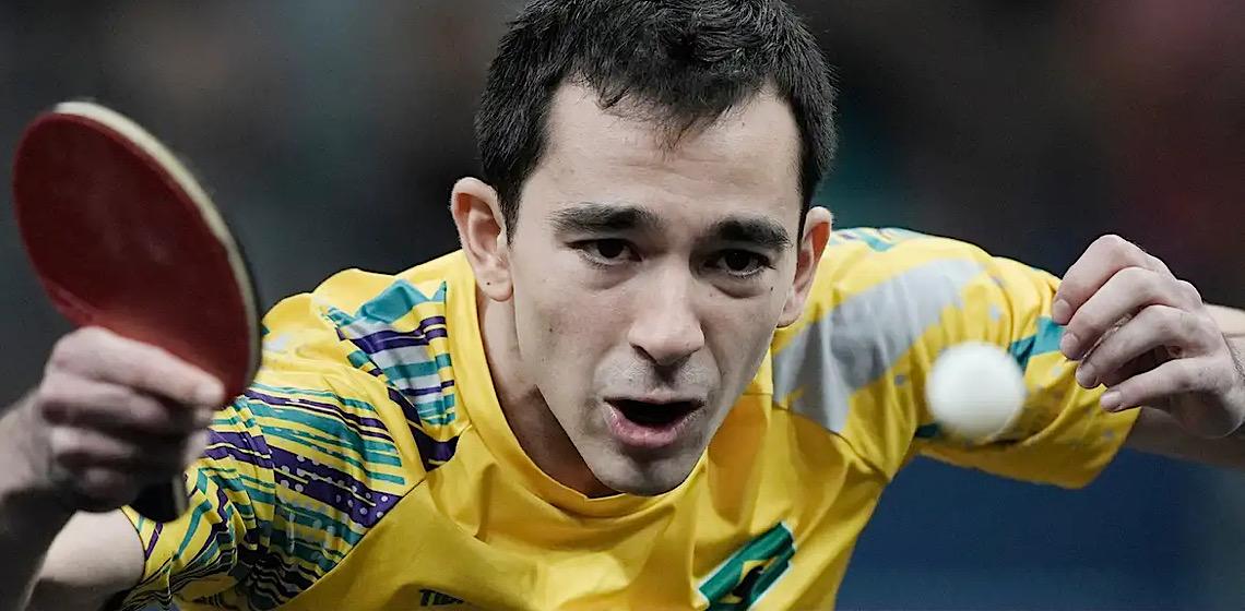 Hugo Calderano faz 'escadinha' e desbanca realeza do tênis de mesa rumo ao topo