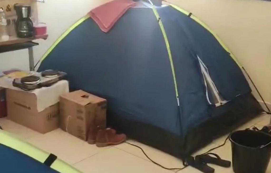 Professores dormem em barracas e moram em escola de educação quilombola no Tocantins