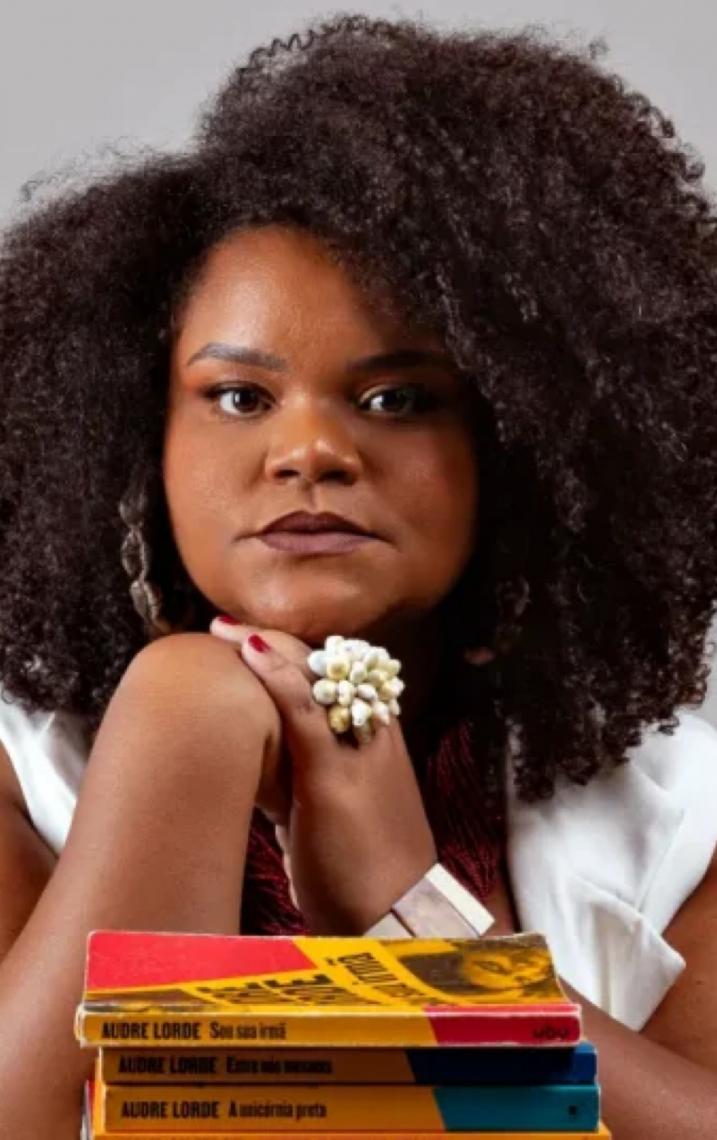 ‘A Culpa é do Diabo’: Livro de Carolina Rocha denuncia o racismo religioso e mostra resistência dos povos de terreiro