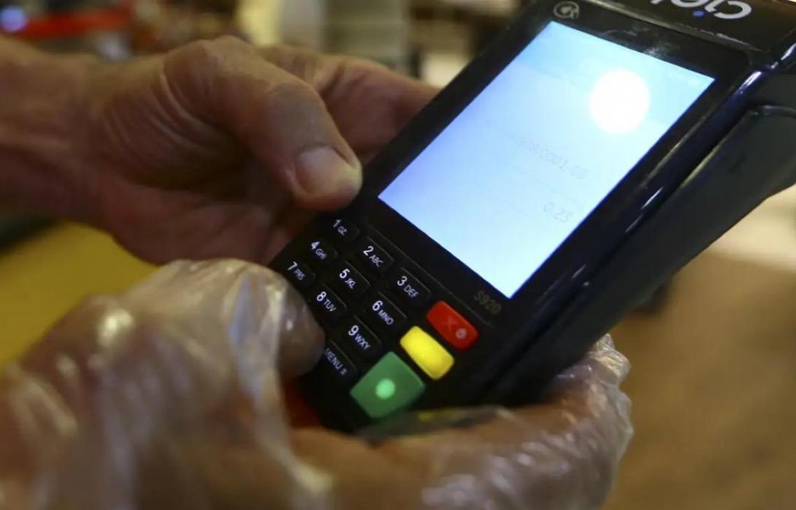 Banco Central limita valores entre registradoras de recebíveis de cartões