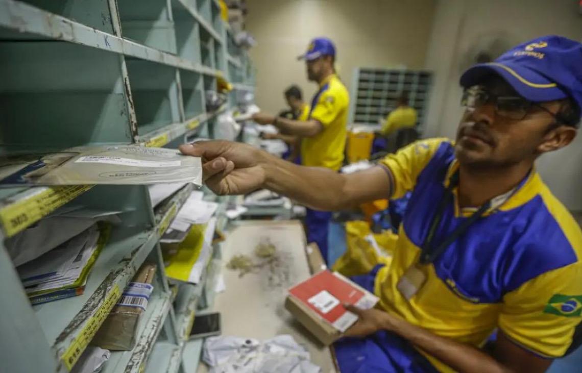 Após prejuízo de R$ 2,6 bilhões, Correios divulgam plano para cortar R$ 1,5 bi em despesas