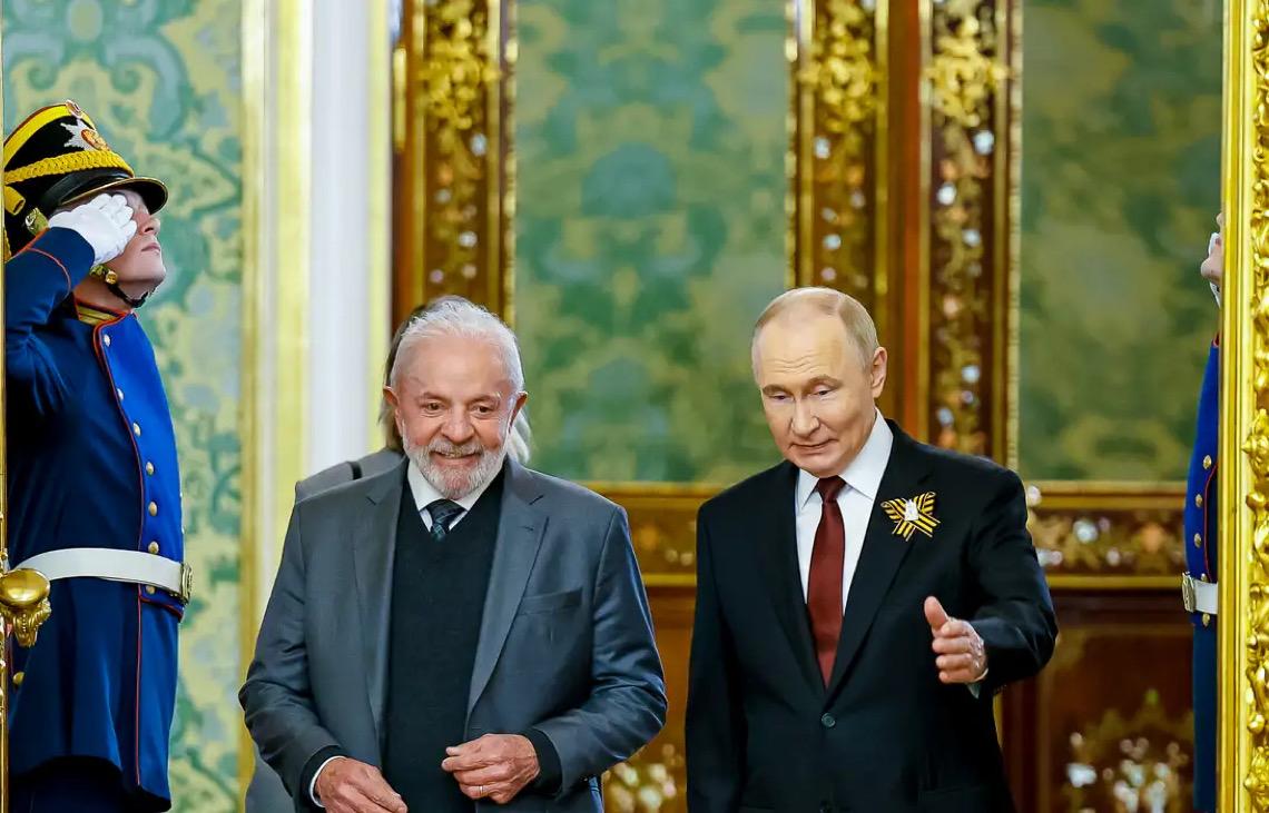 'Ô, companheiro Putin, vá negociar, porra', diz Lula ao tentar convencer russo a ir à Turquia
