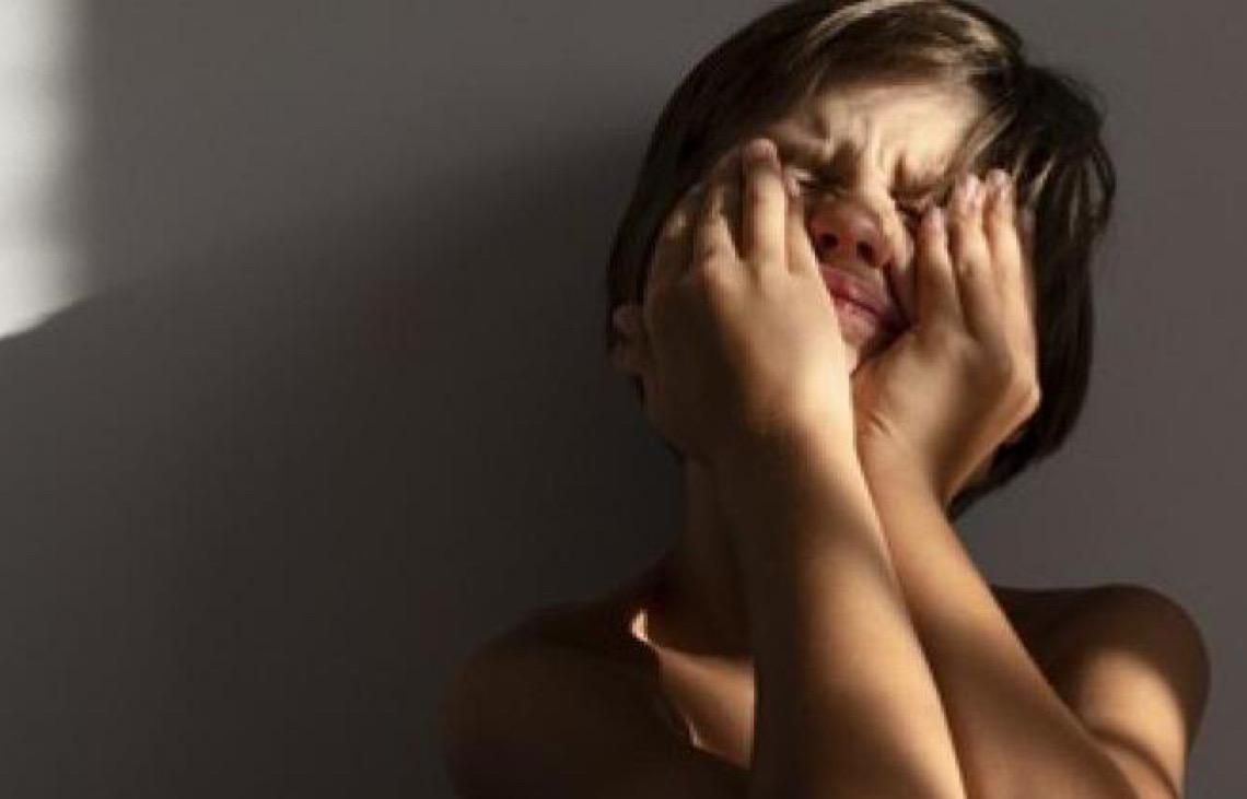 Violência sexual infantil atinge 1 em cada 5 mulheres no Brasil, diz estudo