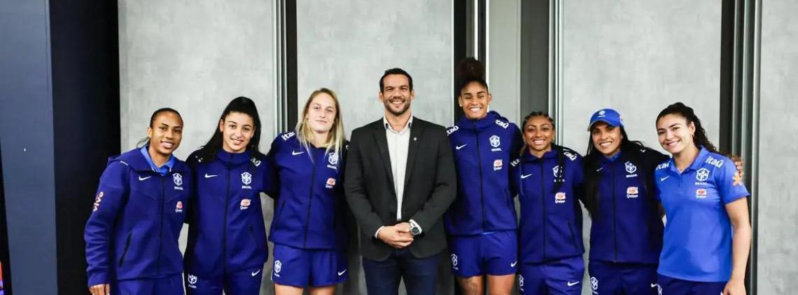Novo presidente da CBF projeta mais investimentos no futebol feminino
