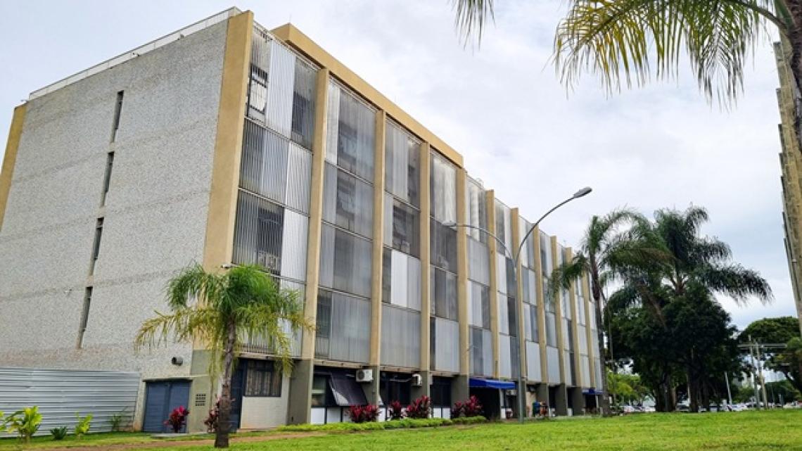 Parecer jurídico orienta órgãos e entidades distritais sobre início de licença paternidade