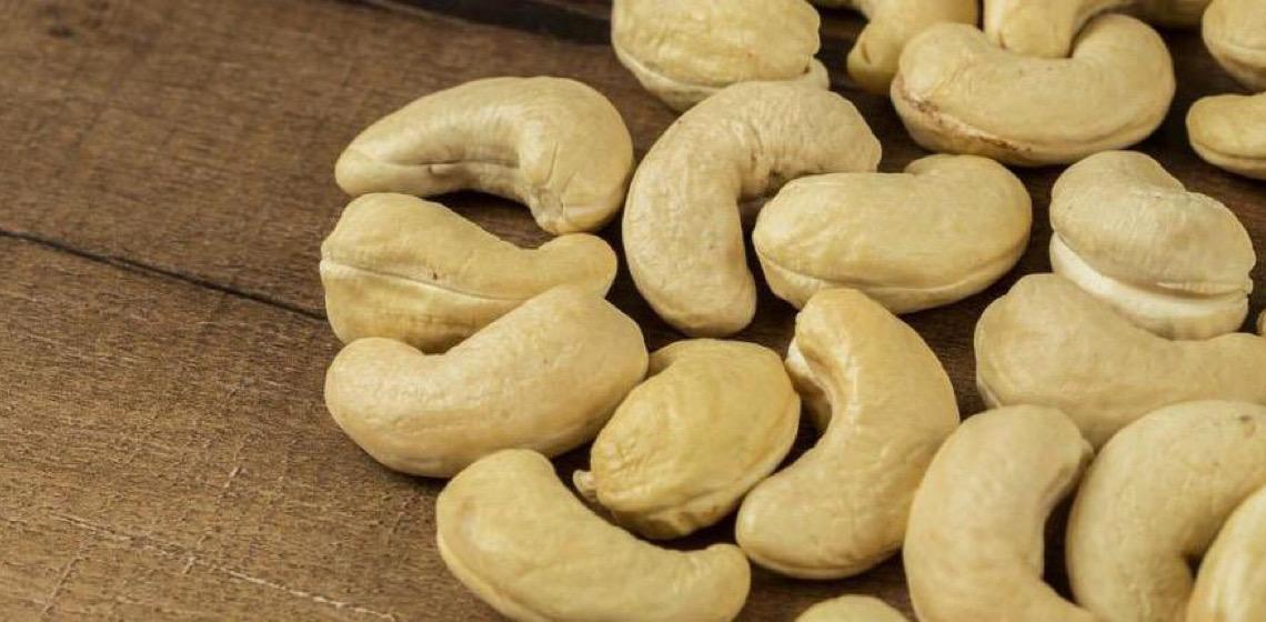 Guiné-Bissau pretende exportar mais de 200.000 toneladas de castanha de caju em 2025
