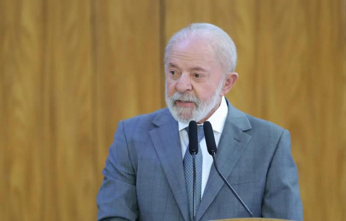 Presidente Lula diz que governo brasileiro vai recorrer à OMC contra tarifas dos Estados Unidos