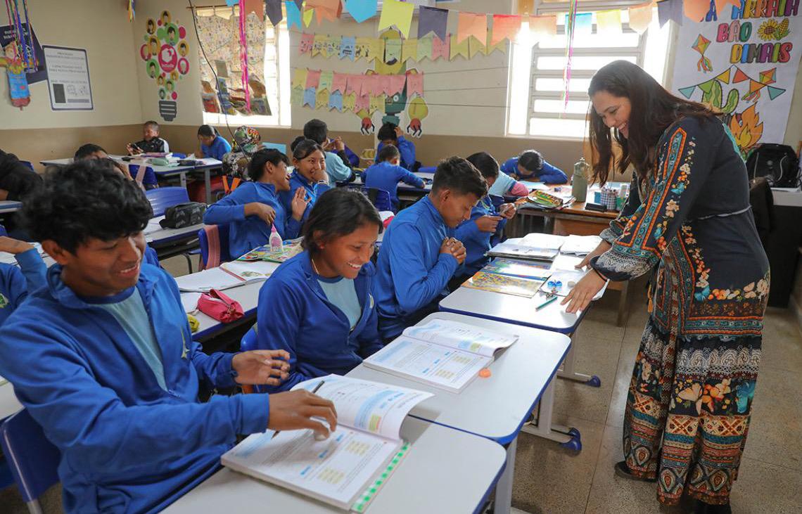 Escola Classe Café Sem Troco adota modelo inovador para integrar alunos imigrantes