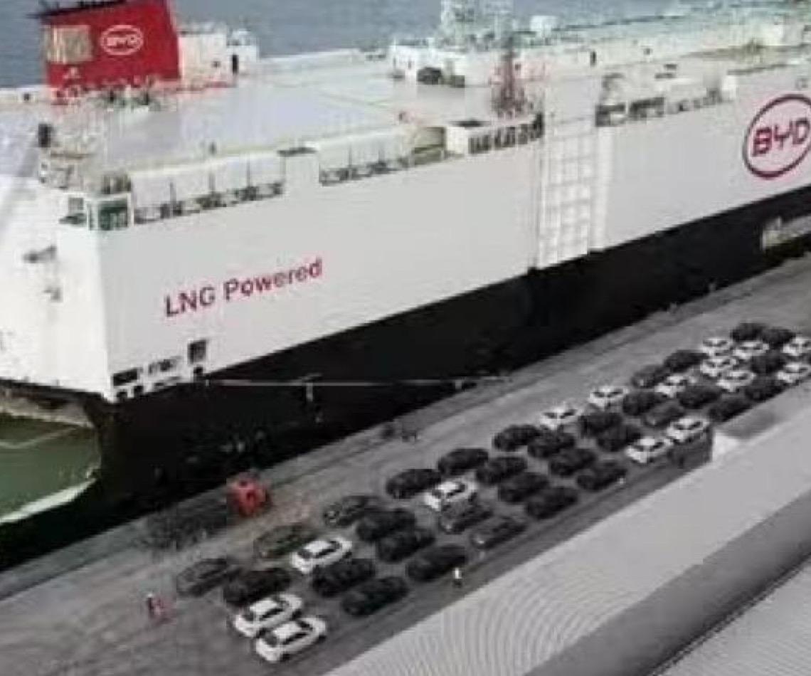 Após 70 dias de viagem e transportar 7 mil carros elétricos para Brasil, navio da BYD está de volta à China