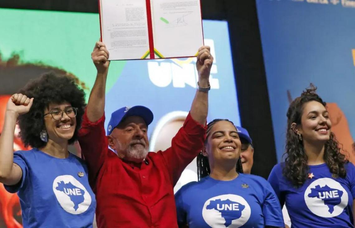 Presidente Lula diz que vai cobrar imposto das empresas americanas digitais