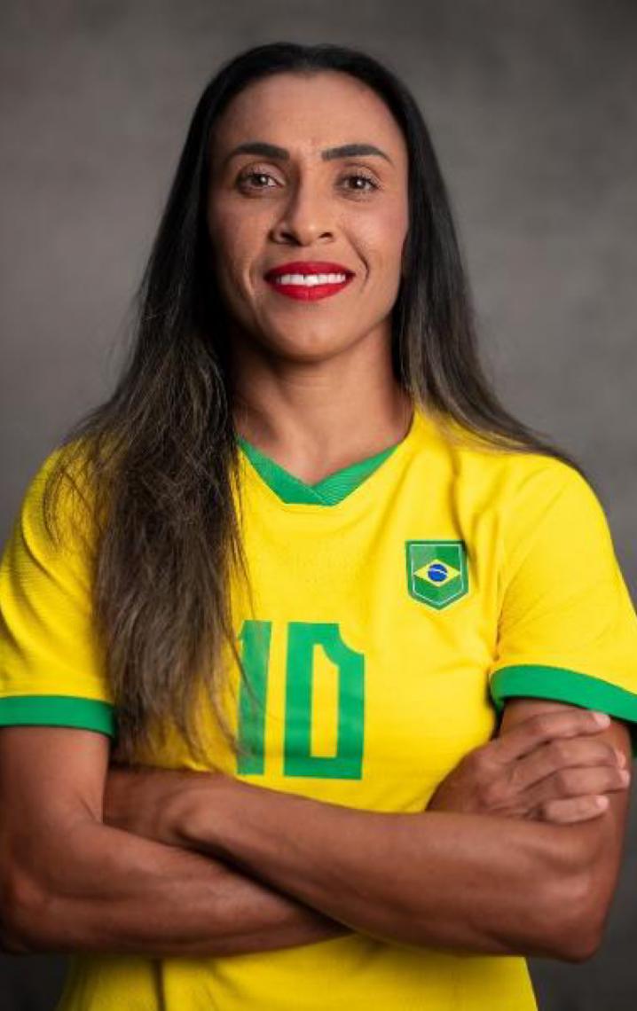 Marta volta a decidir para o Brasil e mostra que ainda é mais do que um símbolo