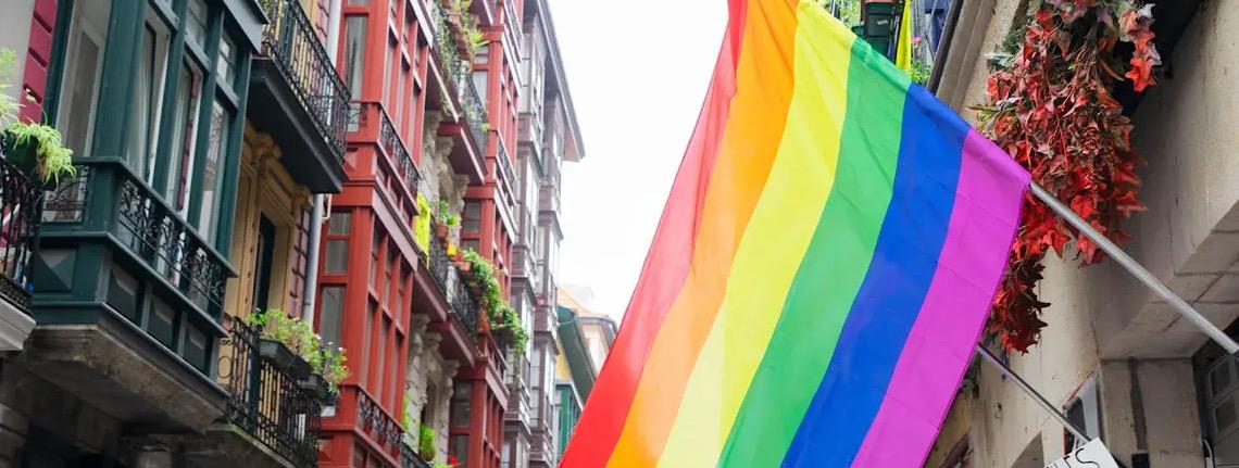 A Espanha é um destino gay friendly?
