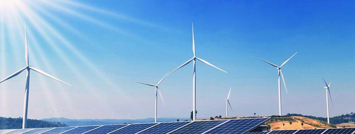 Usinas renováveis dominam expansão da matriz elétrica em julho