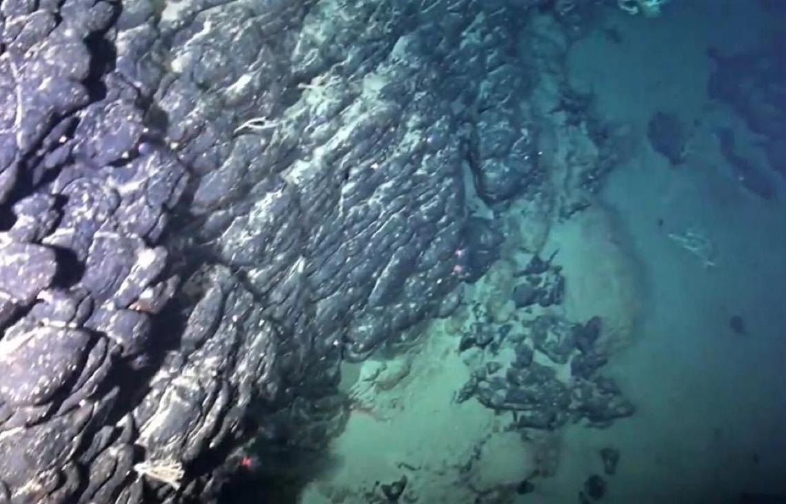 Brasil luta por ilha submarina com terras raras, mas precisa convencer ONU que pode defender área
