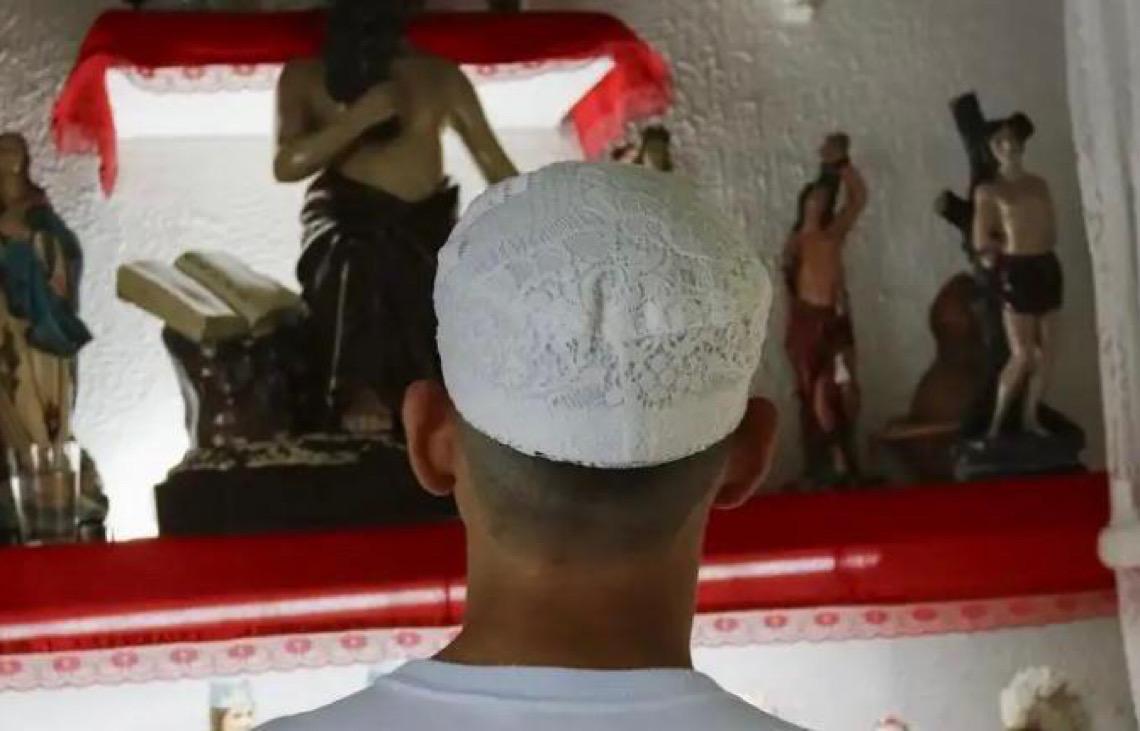 Como reconhecer o racismo religioso no ambiente de trabalho