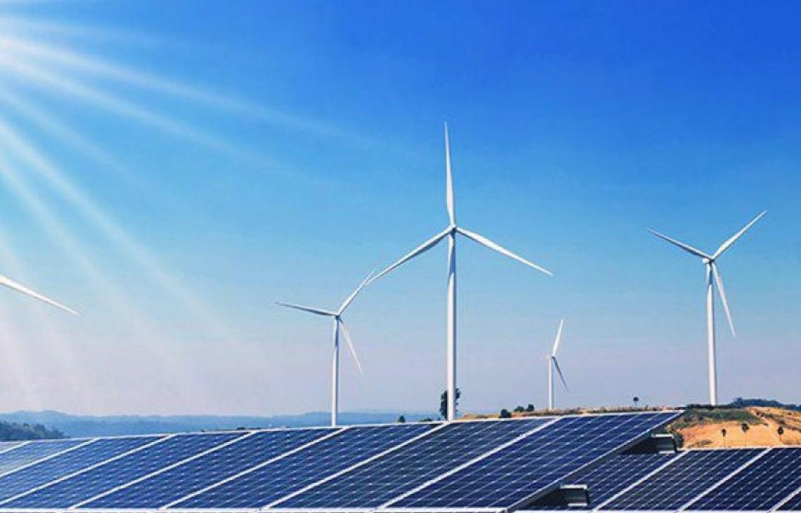 Usinas renováveis dominam expansão da matriz elétrica em julho