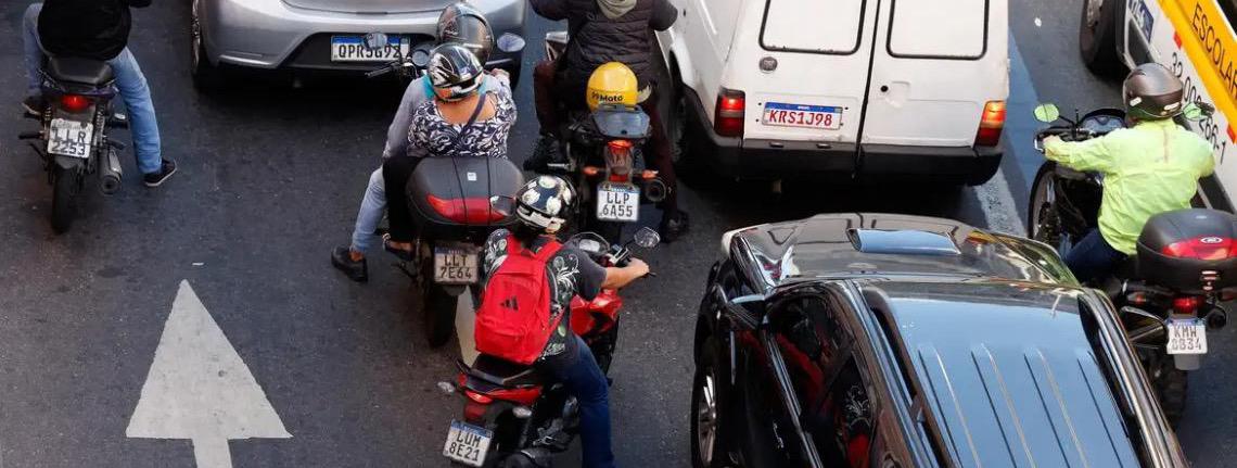 Moto cresce como opção perigosa para quem teve mobilidade negada