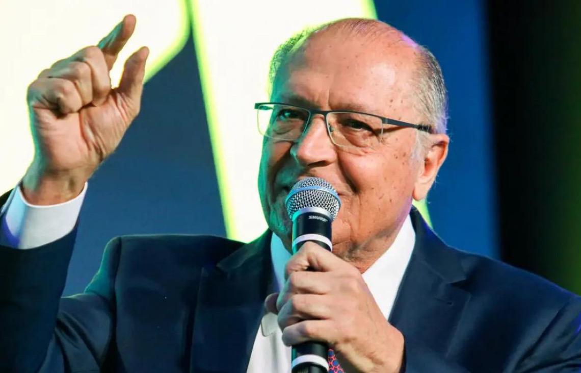 Plano de contingência ao tarifaço deve sair até terça, diz Geraldo Alckmin