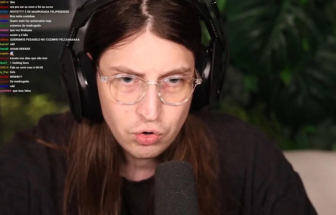 Pais repensam exposição de filhos nas redes após denúncia do youtuber Felca