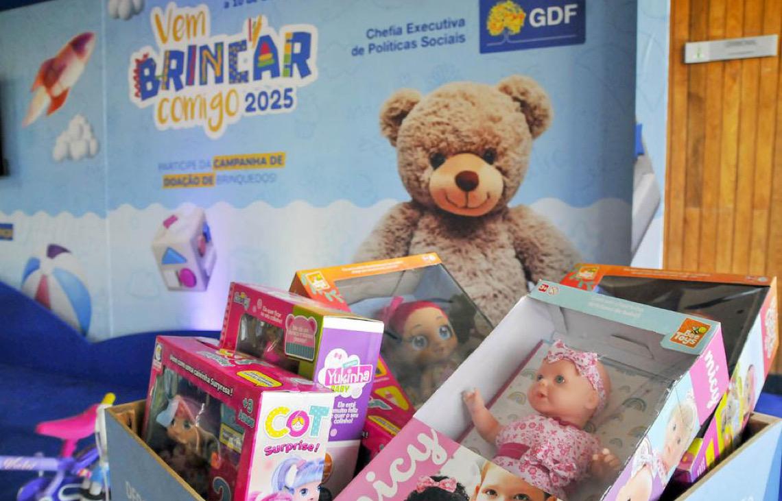 Vem Brincar Comigo 2025 inicia arrecadação de brinquedos para presentear mais de 20 mil crianças