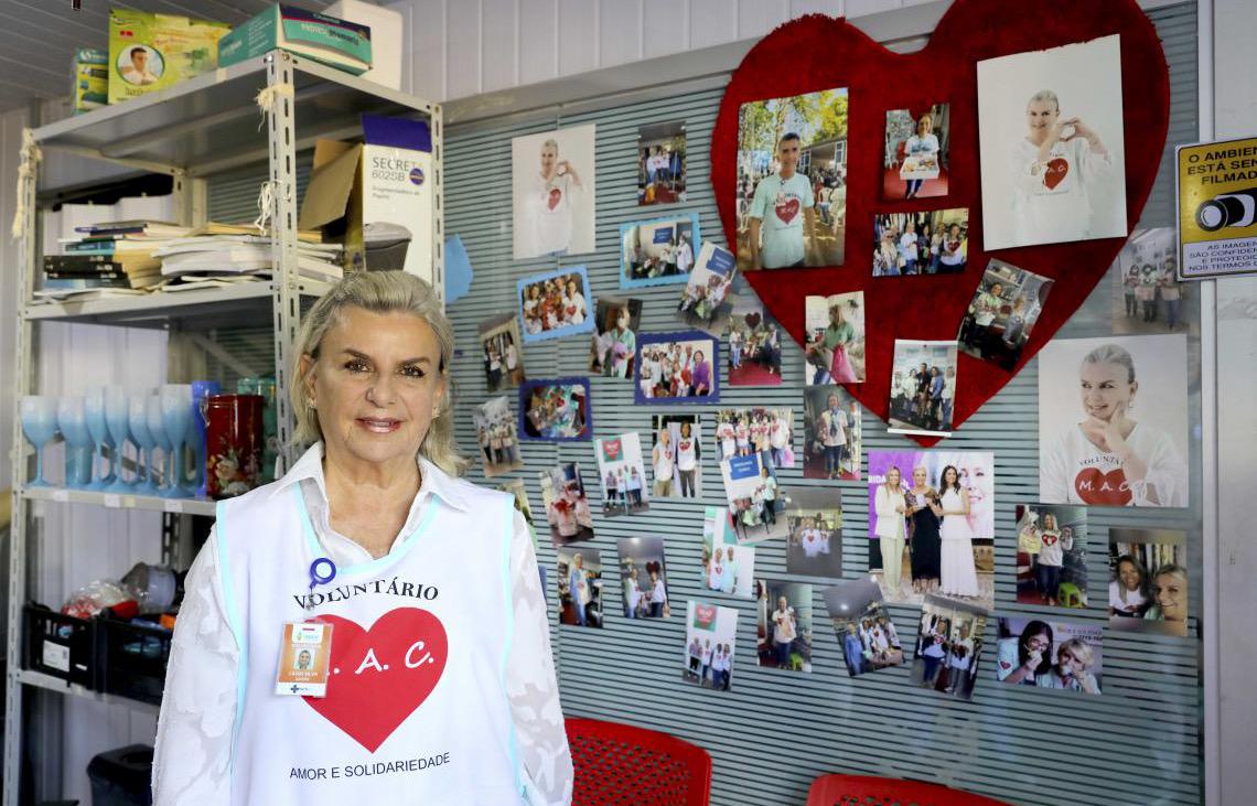 Projeto voluntário dá suporte emocional a pacientes oncológicos do Hospital de Base do DF