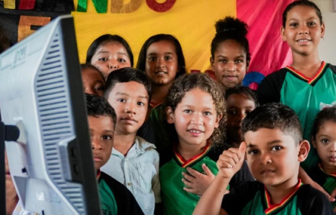 Programa Escolas Conectadas leva internet de qualidade a 60% das escolas públicas do País