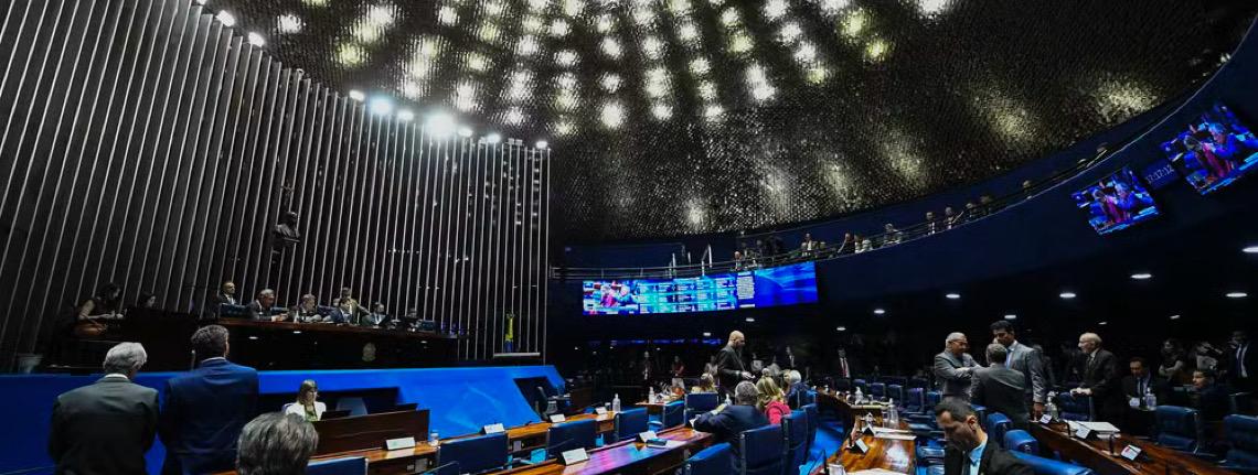 Senado aprova projeto para proteger crianças em meios digitais; texto vai a sanção