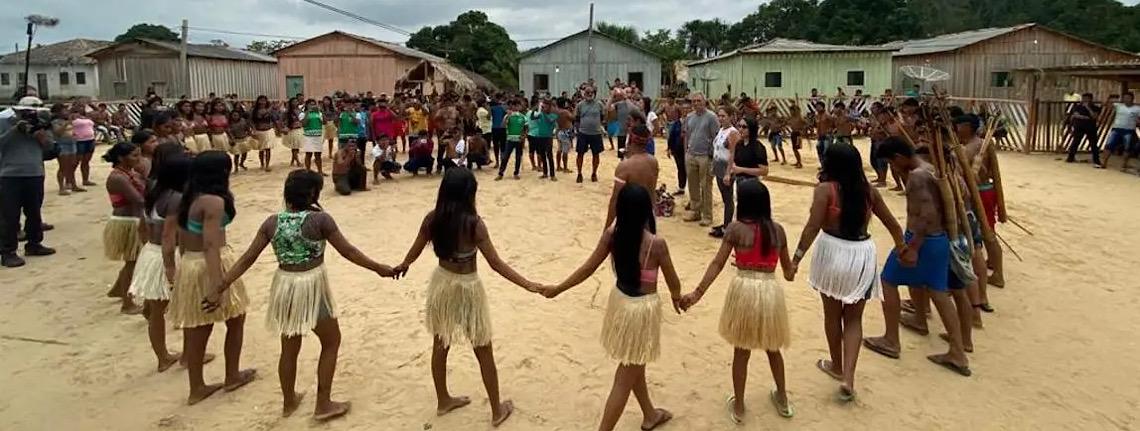 Jorge Bodanzky filma a destruição da Amazônia com maestria