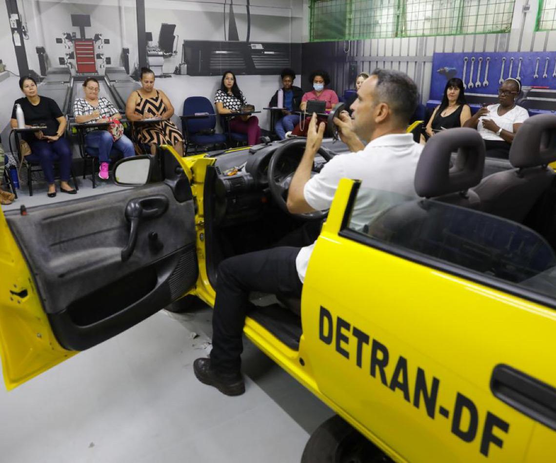 Detran-DF disponibiliza cursos gratuitos para motoristas e profissionais do trânsito em setembro