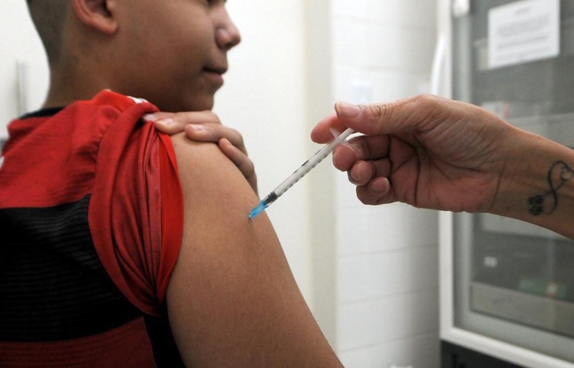 Jovens entre 9 e 19 anos do Distrito Federal podem se vacinar contra HPV