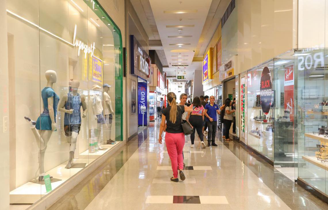 Vai de Graça: 96% dos lojistas notam aumento de clientes e vendas, mostra pesquisa do Instituto Fecomércio-DF