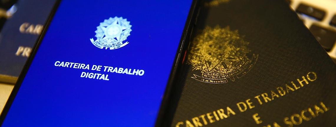 Empresa não pode demitir trabalhador por postagem política, mas há exceções; entenda