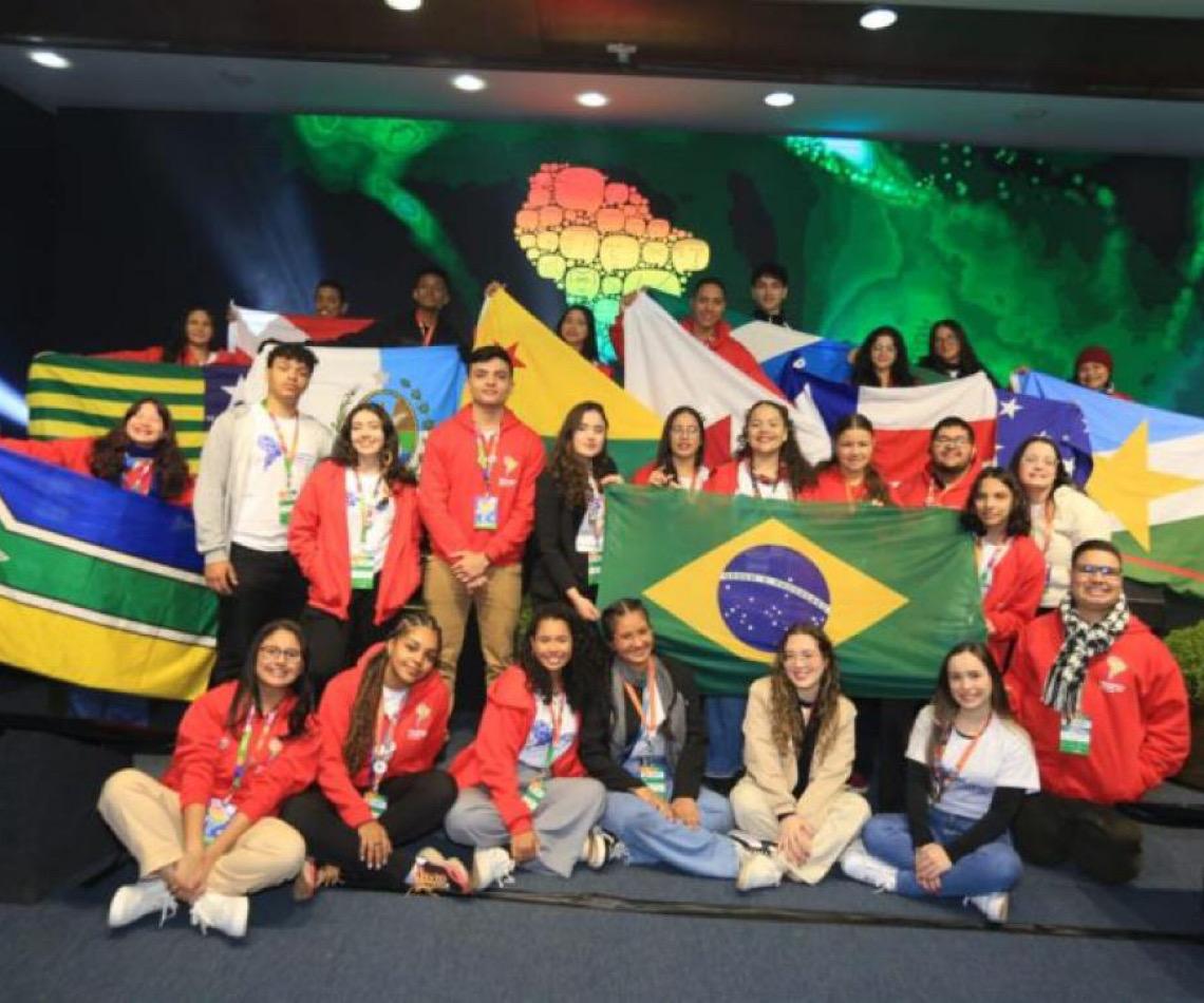 Estudante de escola pública do Distrito Federal representa o Brasil no Parlamento Juvenil do Mercosul