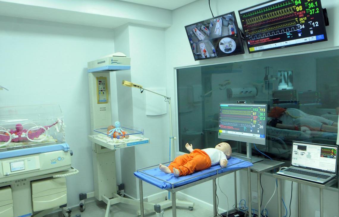 Laboratório de Simulação Realística é inaugurado na Escola Superior de Ciências da Saúde