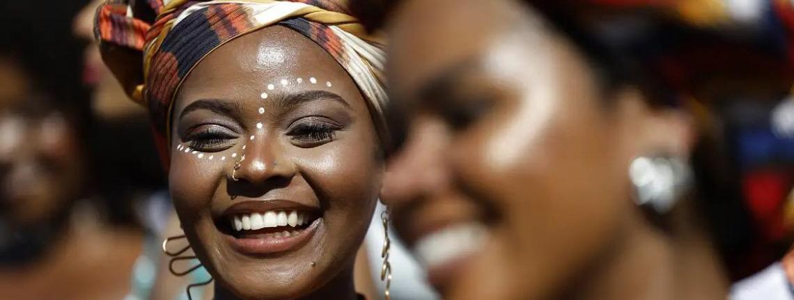 Especialistas defendem atenção específica para saúde da pele negra