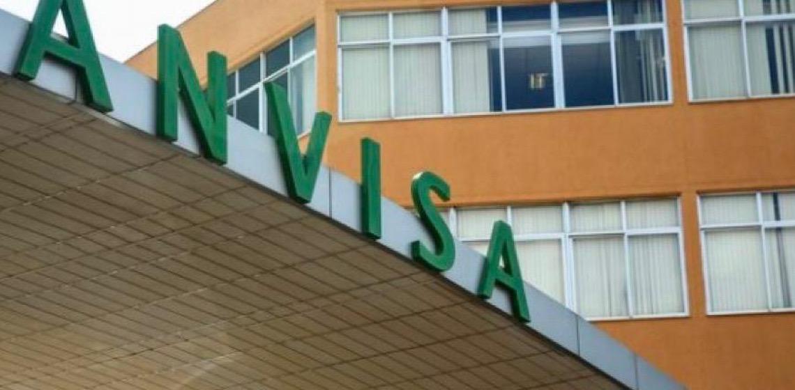 Suplementos irregulares à base de cúrcuma e chá verde são proibidos pela Anvisa