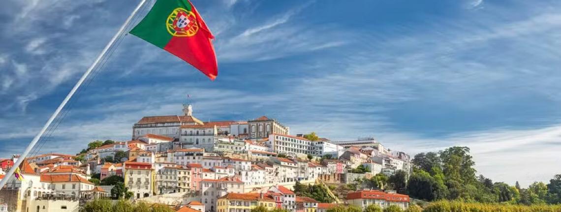 Autoridades brasileiras vão a Portugal negociar após nova lei dura contra imigrantes