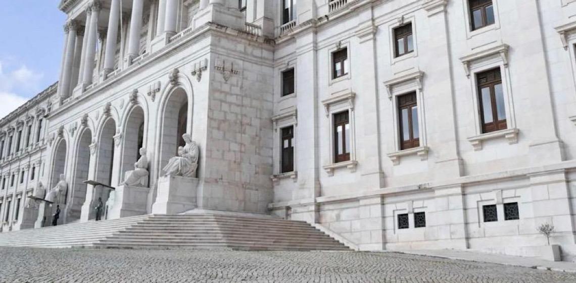 Aprovadas Alterações à Lei dos Estrangeiros em Portugal em 2025