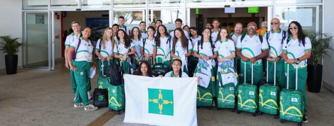 Estudantes do Distrito Federal chegam a Uberlândia para os JEBs 2025