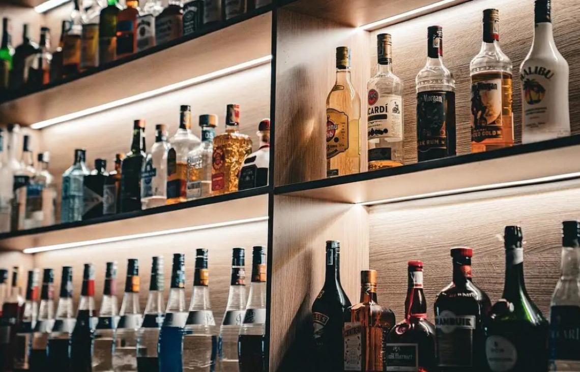 Lula sanciona lei que amplia pena para quem vende bebidas alcoólicas a crianças e adolescentes