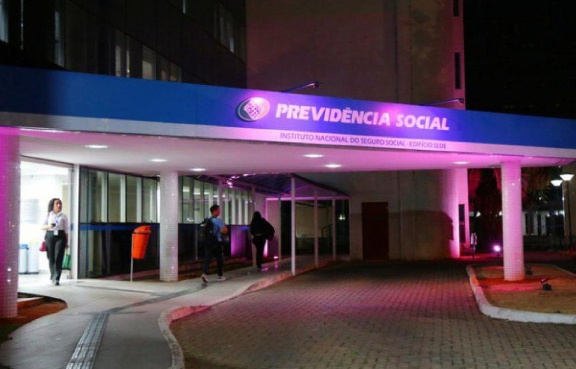 Pessoas com câncer têm direito a benefícios do INSS durante o tratamento