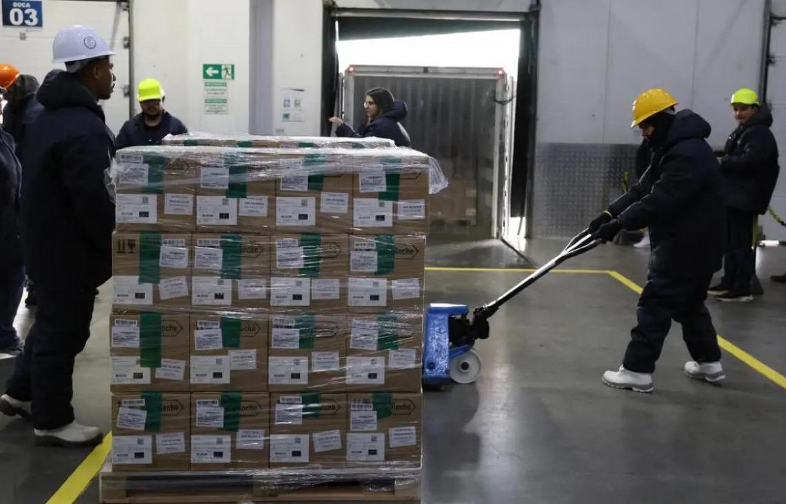 Brasil recebe lote de medicamento para tratar câncer de mama no SUS