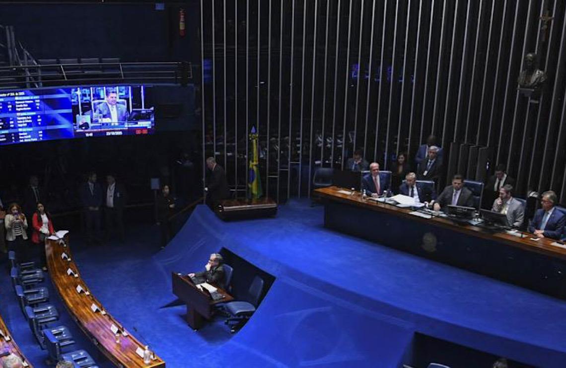 Brasil e Emirados fazem acordo jurídico que segue para promulgação