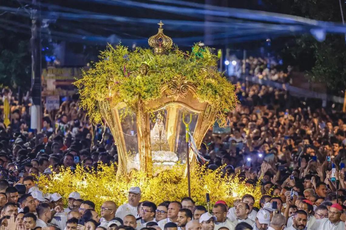 Procissão do Recírio reúne milhares de fiéis em Belém do Pará