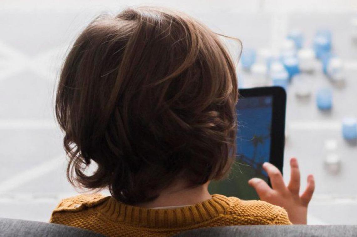 Anúncio de produto erótico com apelo infantil é removido após notificação da AGU