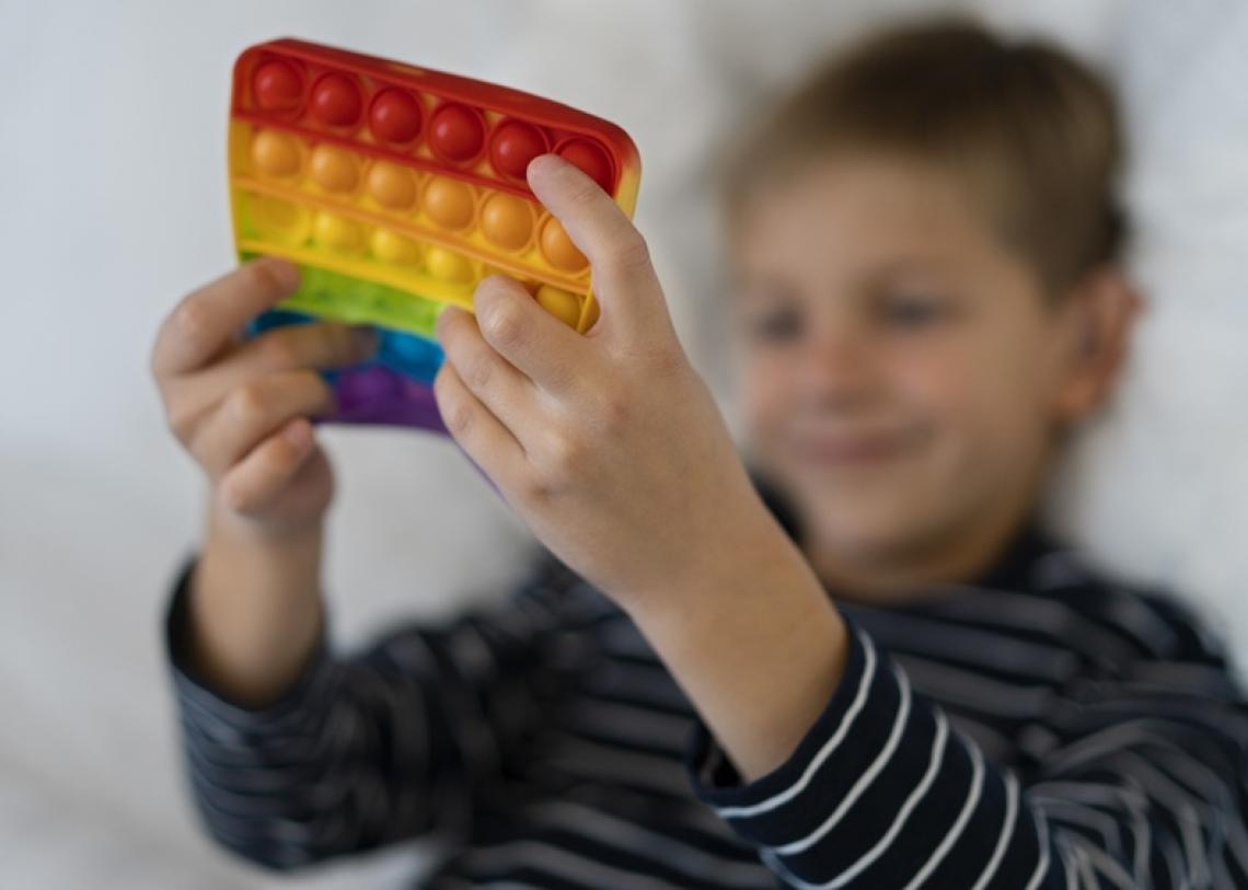 Desinformação sobre autismo explode 15.000% na América Latina após pandemia, aponta estudo