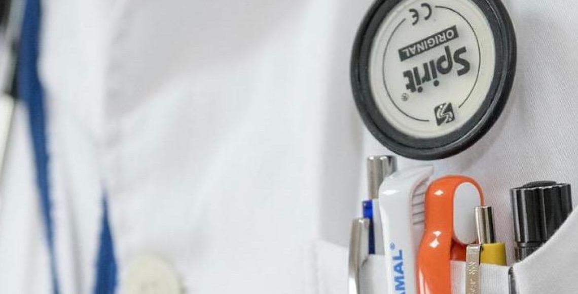 Atenção à saúde masculina cresce, mas resistência  ao toque persiste; como médicos lidam com o tabu?